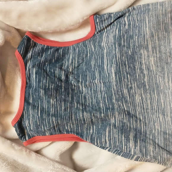 Hurley Tank - Picture 3 of 6